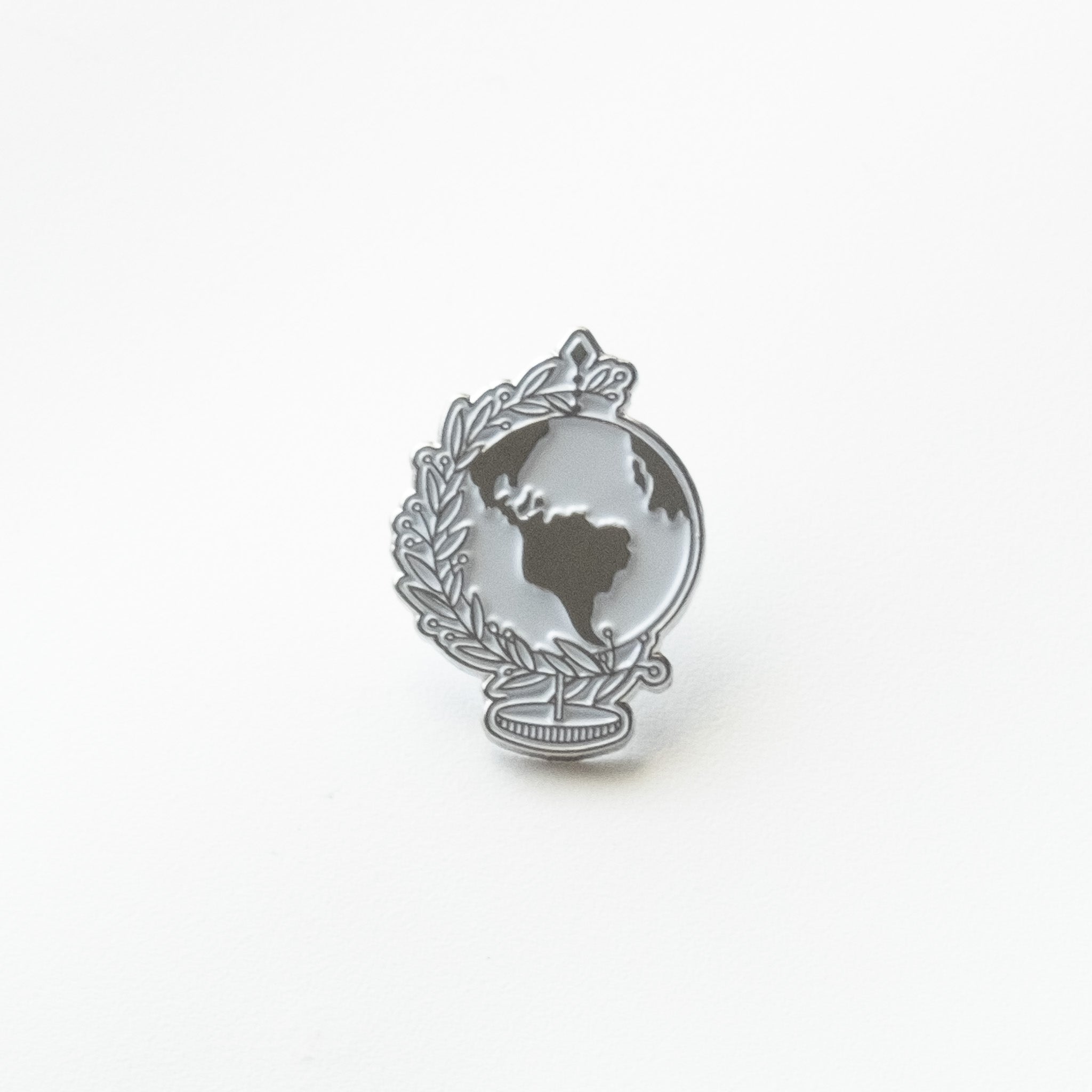 Globe - Enamel Pin